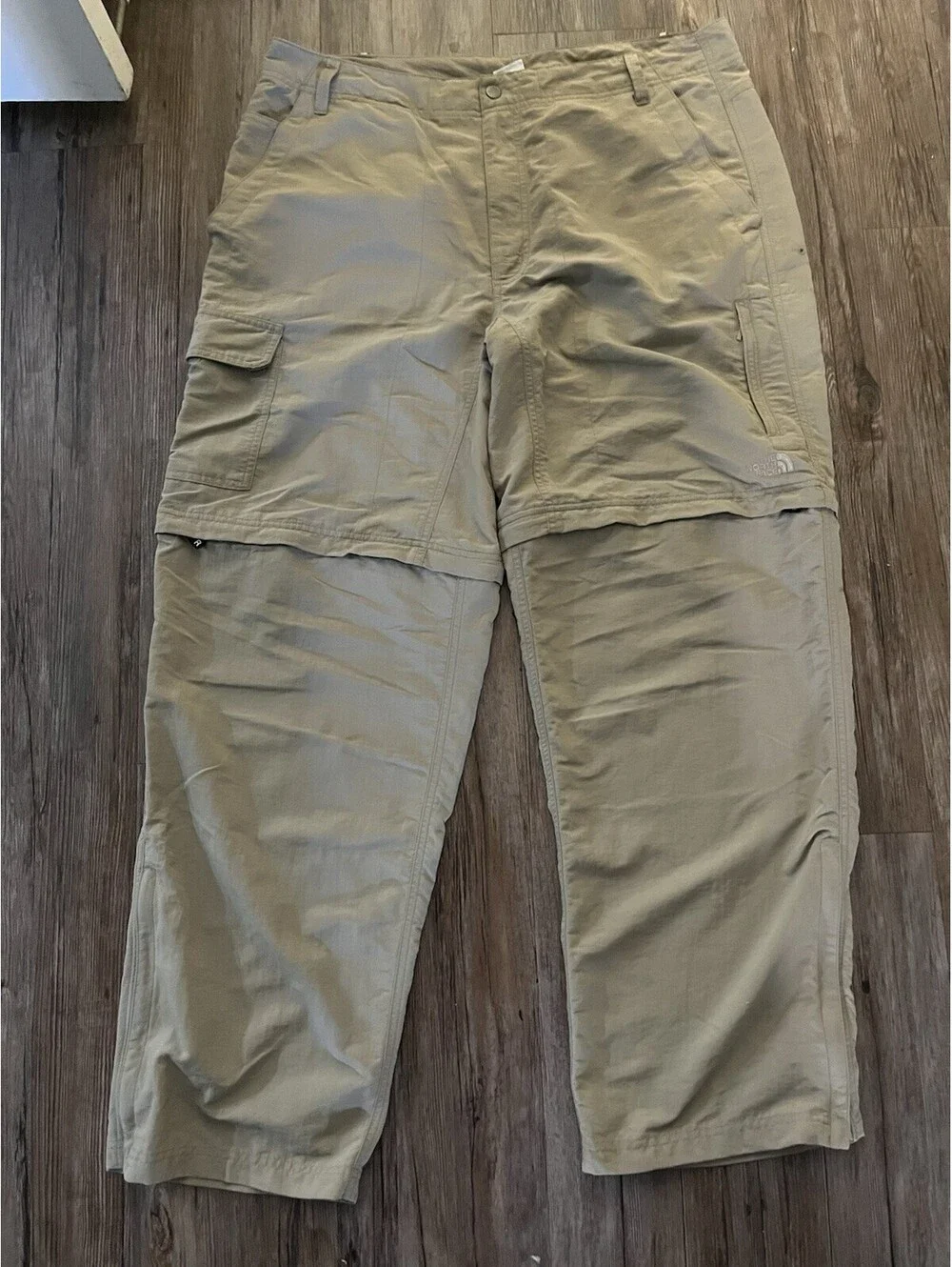 The North Face Men’s Beige Convertible Hiking Pants Sz 38